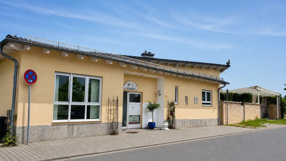 Bungalow mit zwei Einliegerwohnungen in Kelsterbach